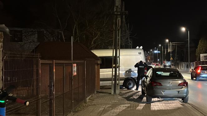 Krwawa jatka na Białołęce. Morderstwo tasakiem i próba samobójcza. Brat zatłukł siostrę i jej syna?