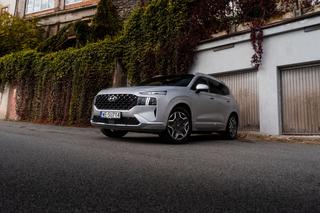 Hyundai Santa Fe Plug-in Hybrid. Te dwa światy do siebie nie pasują - TEST