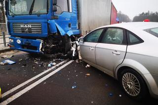 Wypadek w podbydgoskim Tryszczynie! DK 25 całkowicie zablokowana! [ZDJĘCIA]