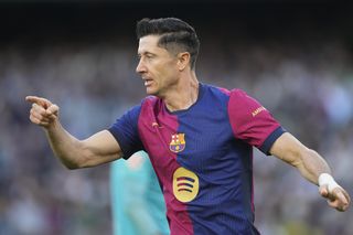 To z nimi Robert Lewandowski będzie bił się o koronę w Hiszpanii. Były król strzelców ekstraklasy o atutach asa Barcelony