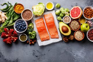 Dieta wątrobowa - jadłospis i zasady. Co jeść, a czego unikać?