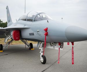 Kosiniak-Kamysz: Polska leasinguje pociski Sidewinder do FA-50