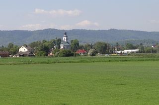 To jedno z najmniejszych miast w Małopolsce. Jedna decyzja papieża sprawiła, że stało się sławne