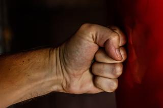 Wyrodny syn znęcał się nad własną matką. Koszmar kobiety trwał od wielu lat