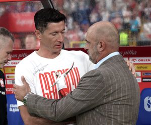 Ostatnie publiczne spotkanie Probierza z Lewandowskim. Nagrano ich z trybun