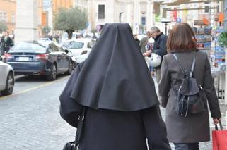 Horror w DPS-ie w Jordanowie. Przełożona prezentek  zabrała głos