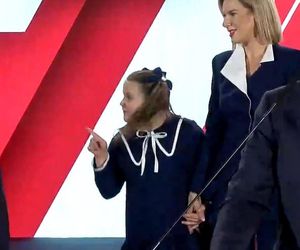 Karol Nawrocki z rodziną. Jego córka skradła show na wieczorze wyborczym