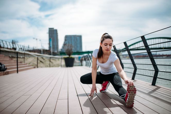 Stretching dynamiczny - ĆWICZENIA rozciągające przed treningiem
