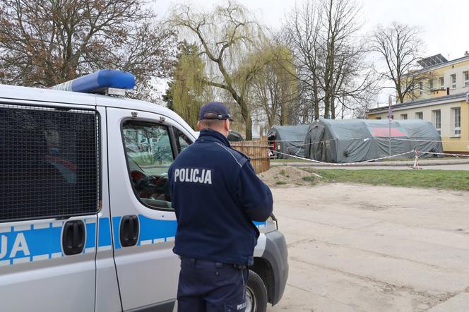Nie przestrzegał kwarantanny. Po kontroli policjantów wyszedł z domu! 