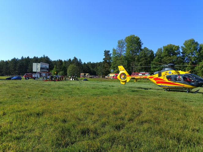 Tragedia na Mazowszu. 95-latek zginął w wypadku. Cztery osoby ranne, w tym dwie nastolatki