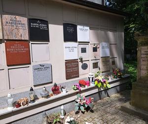 Groby znanych Polaków na cmentarzu ewangelickim w Warszawie. Niezapomniani, maj 2023