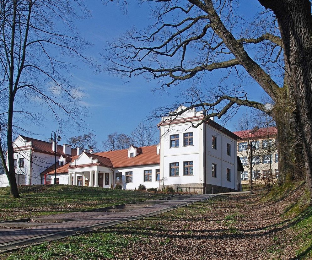 Ta wieś w Małopolsce miała kiedyś dwie nazwy. Znajdowała się w niej największa stadnina koni