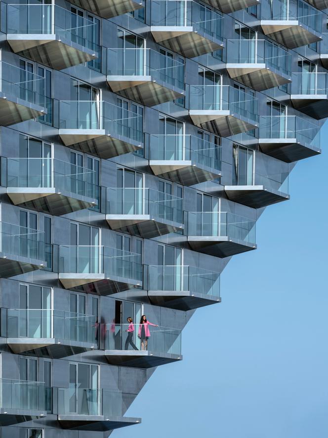 Blok Sluishuis w Amsterdamie_Bjarke Ingels Group (BIG)_Barcode Architects_034