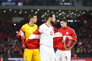 Grzegorz Krychowiak wypalił niemiłosiernie o Lewandowskim. Ma 37 lat i wygląda na boisku na 37 lat [WIDEO]