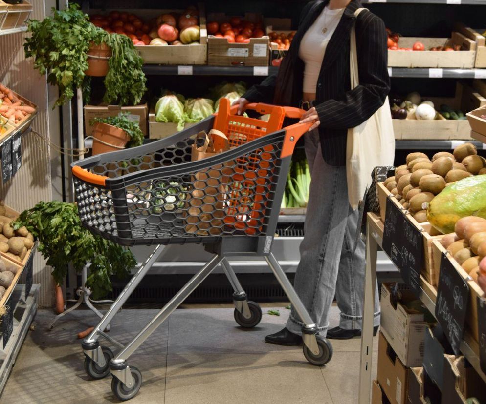 Sklepy otwarte 29.06.2025 - Żabka, Biedronka, Lidl, Auchan, Dino, Carrefour. Do której godziny są czynne?	